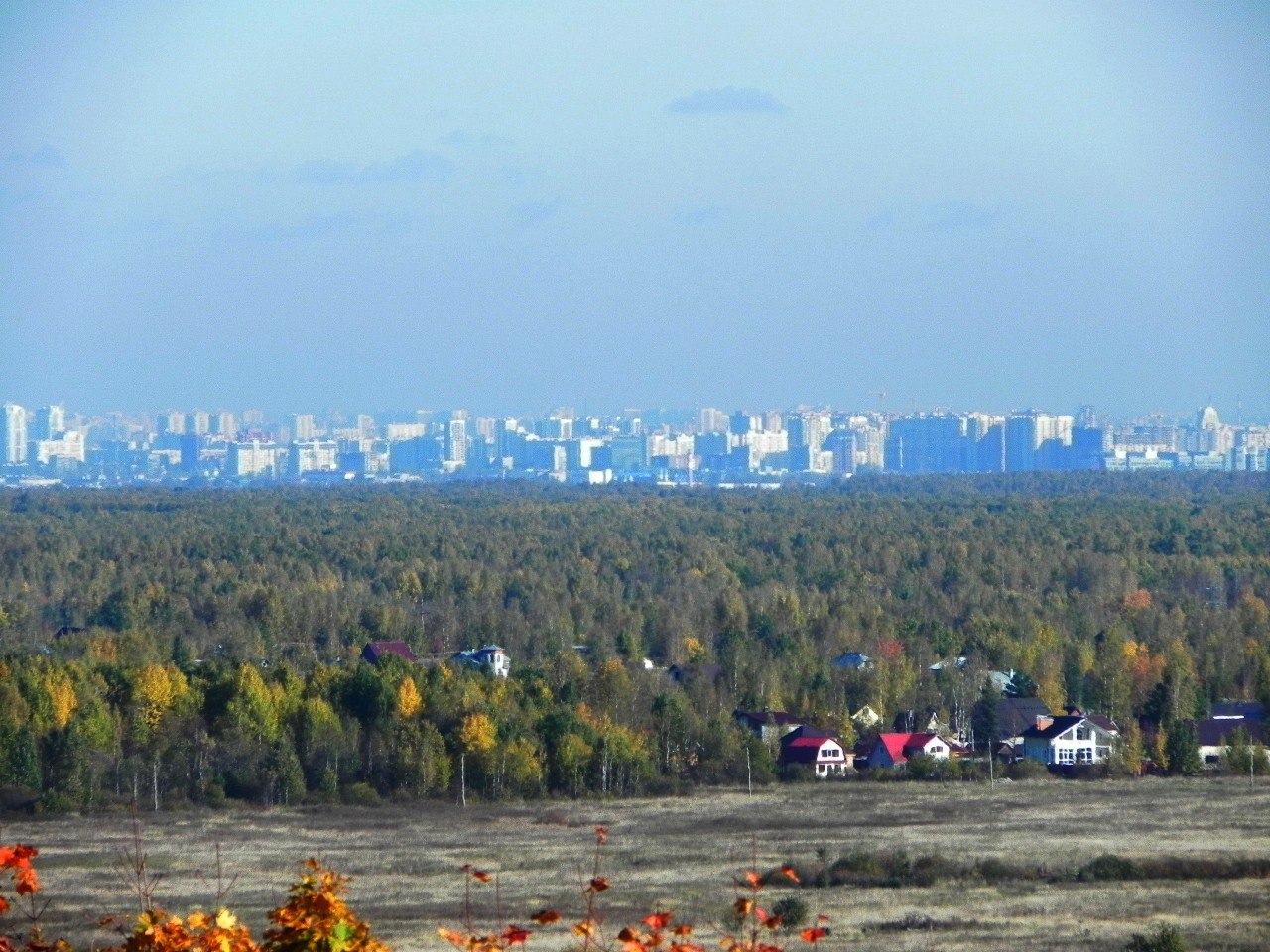 Нагорный парк — пейзажный парк, занимающий Ореховую гору (174,2 м) на  Дудергофских высотах в Красносельском районе Санкт-Петербурга.